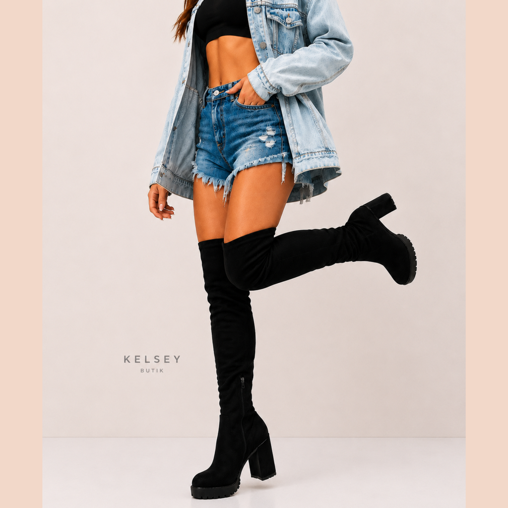Selene Curve Boots