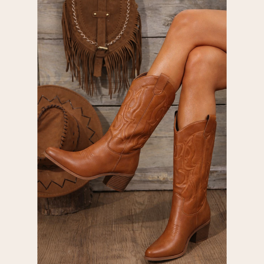 Texana Savannah Camel